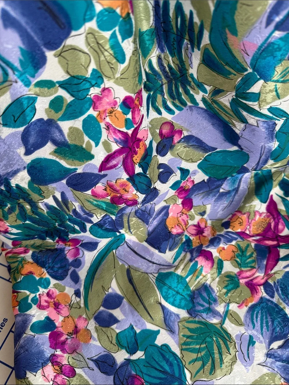 Vintage 1990 Hi-Fashion Fabrics Tropical Floral Slinky Jacquard 2 1/4 Yds
